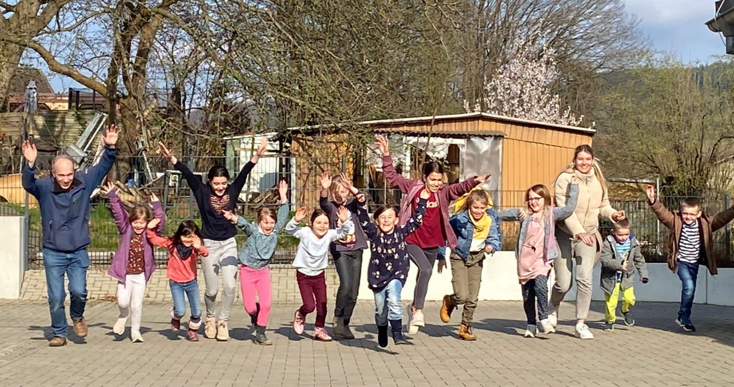 IMG 20220330 Erstes Bild mit Andre Brandner und Ida e1675938182340