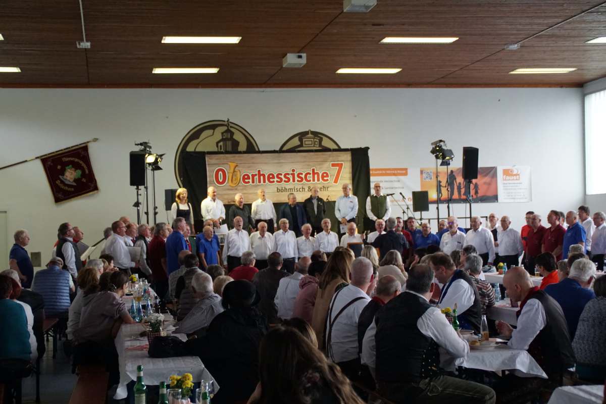 Gemeinsam singen wir den Bajazzo