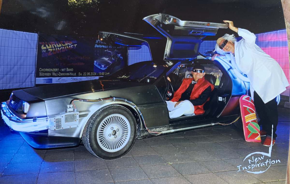3 Originale: der DeLorean, Marty McFly und Doc Brown